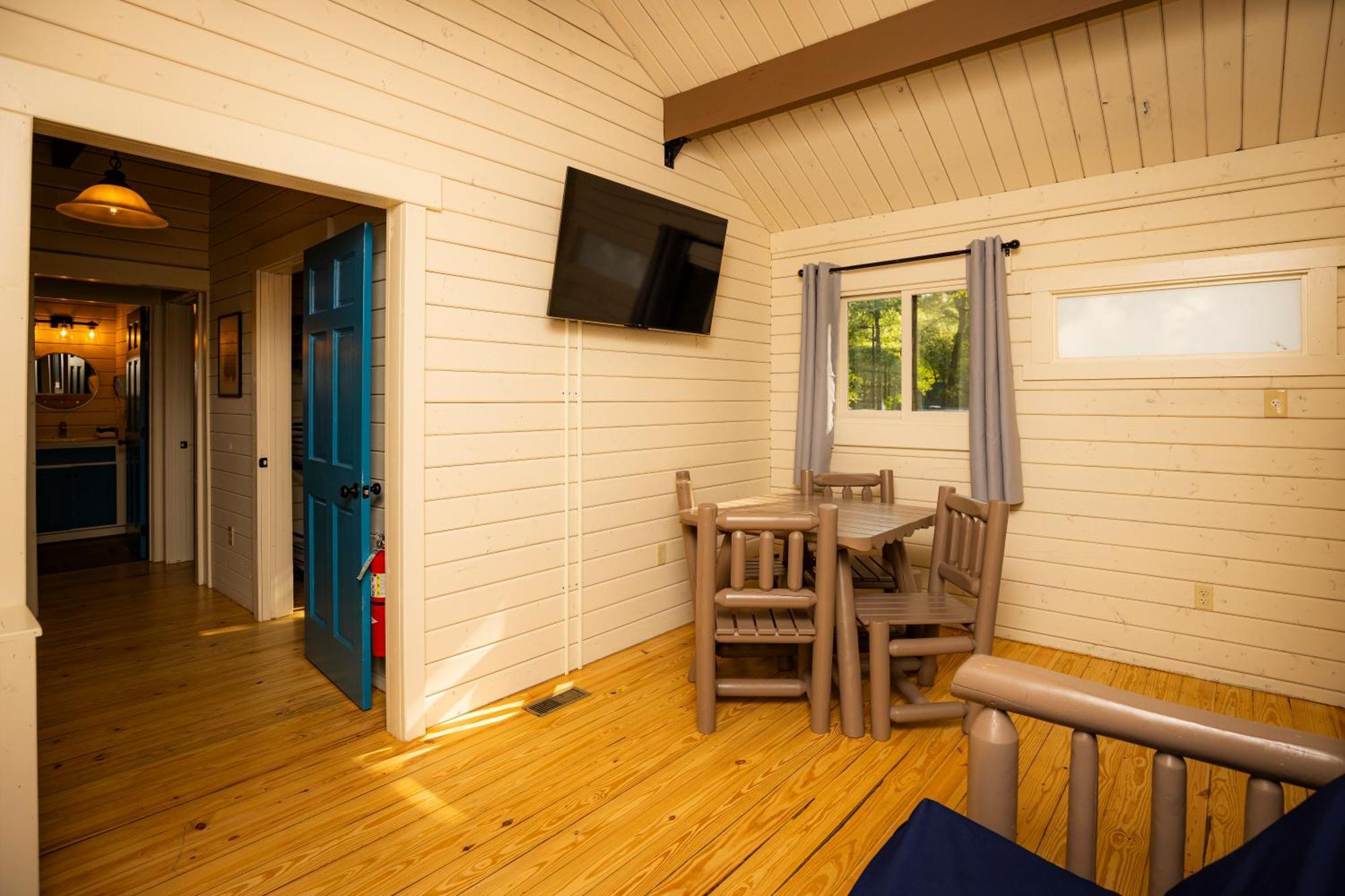 ホテル Carowinds Camp Wilderness シャーロット エクステリア 写真